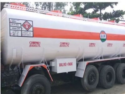 Oil Tank Truck