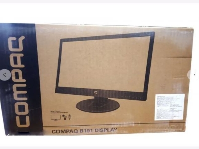 Compaq LED Backlit Monitor