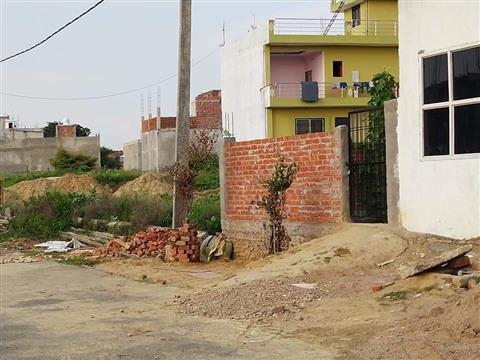 Plot For Sale In Gomti Nagar Extension